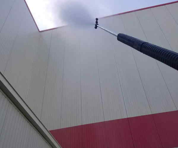 Are You Looking for a Commercial Pressure Washing Company in Canton?